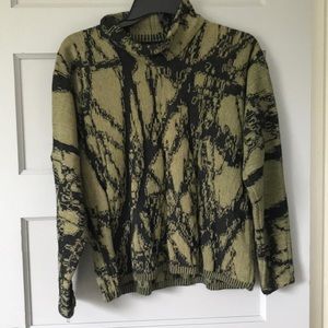 Chris Triola ladies sweater great condition size S